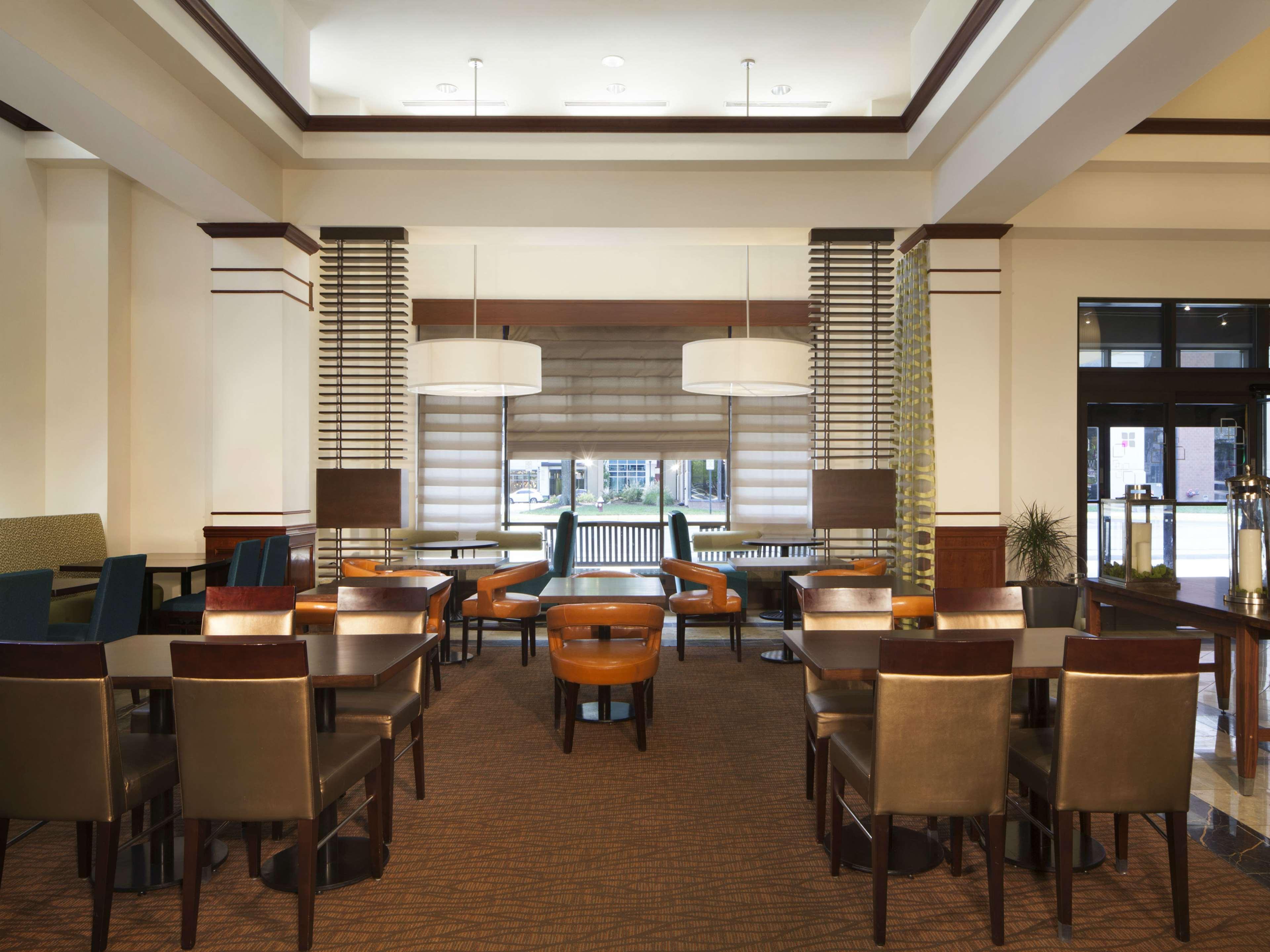 Hilton Garden Inn Virginia Beach Town Center Eksteriør billede
