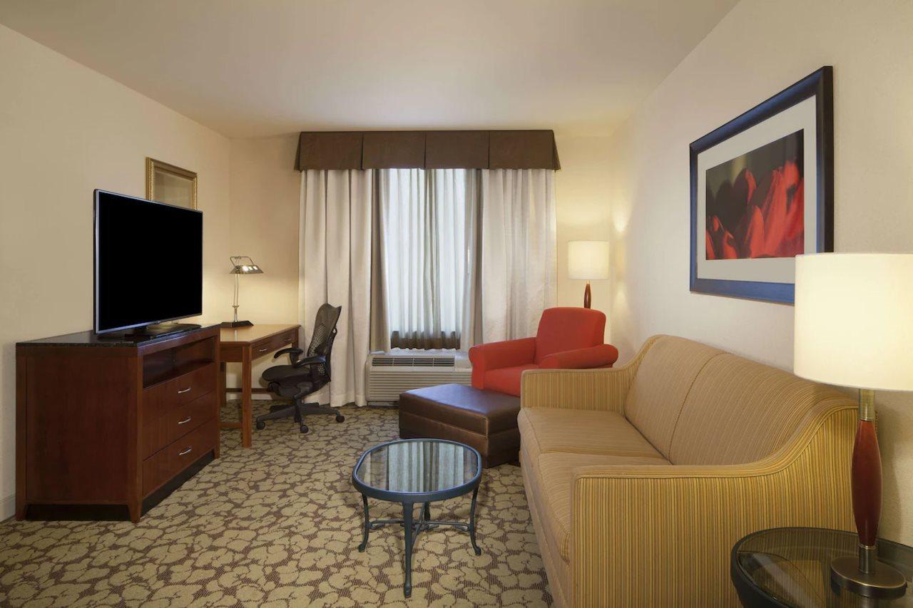 Hilton Garden Inn Virginia Beach Town Center Eksteriør billede