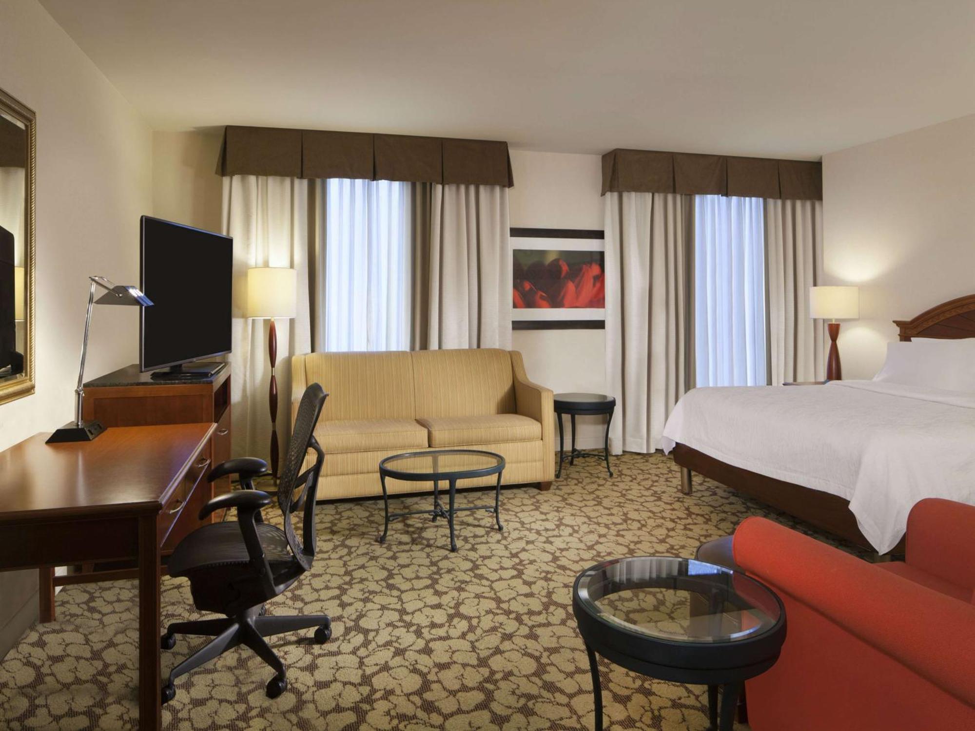 Hilton Garden Inn Virginia Beach Town Center Eksteriør billede