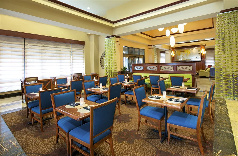 Hilton Garden Inn Virginia Beach Town Center Eksteriør billede